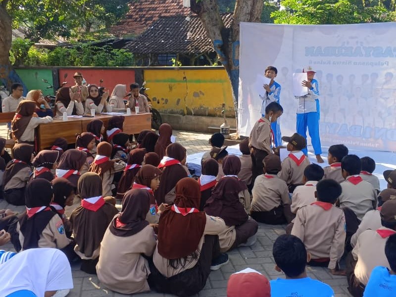Harmoni Persahabatan di SDN 1 BAYEMAN, dengan Gema Lagu " RUKUN SAMA TEMAN "