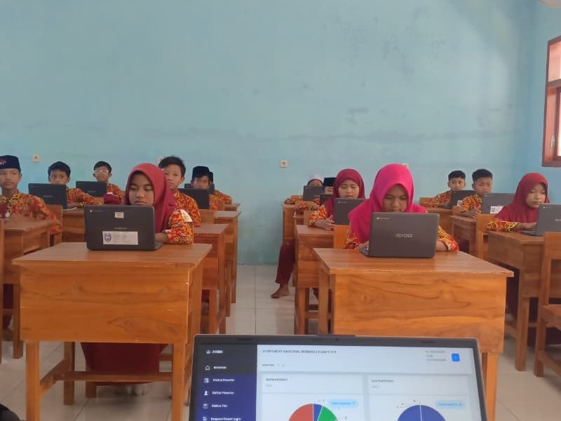 Melangkah Pasti Menuju Keberhasilan: Gladi TKA SDN 1 Bayeman
